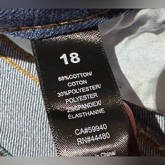 ✨NWT✨ My Sister’s Closet: Denim Girls Shorts- Size 18 - Picture 5 of 6